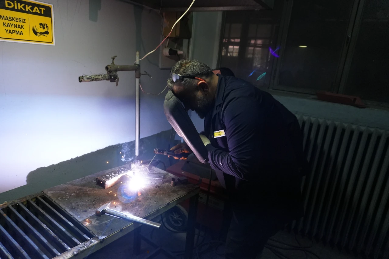 Kahramanmaraş’ta Mesleki Eğitimde Sanayi Iş Birliği Kaynakçılık Kursu Başladı (4)