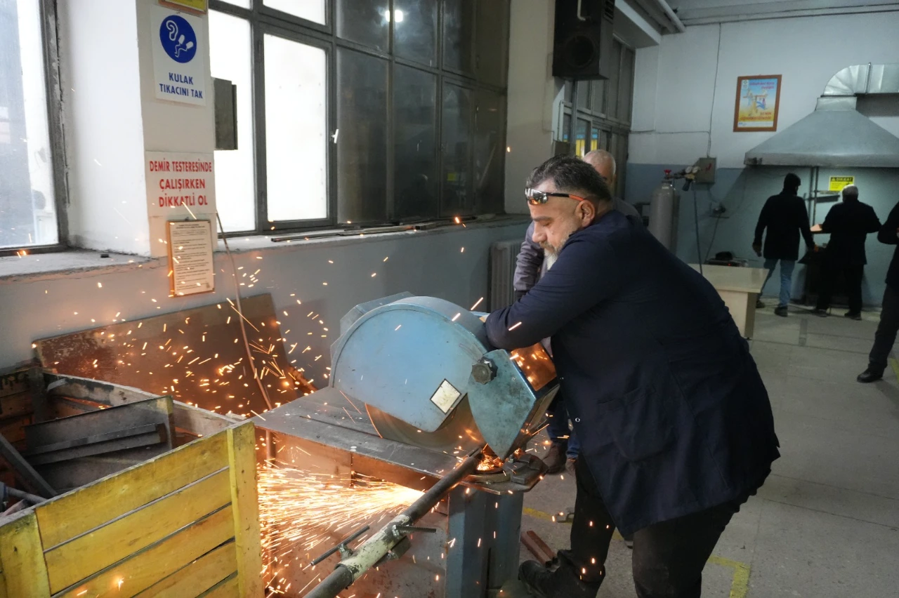 Kahramanmaraş’ta Mesleki Eğitimde Sanayi Iş Birliği Kaynakçılık Kursu Başladı (7)