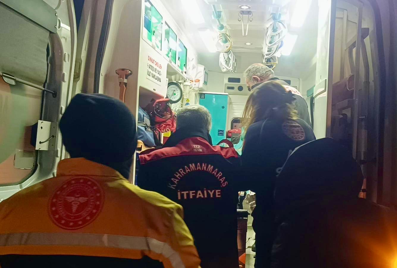 Kahramanmaraş’ta Otomobil Takla Attı Sürücü Araçta Sıkıştı2