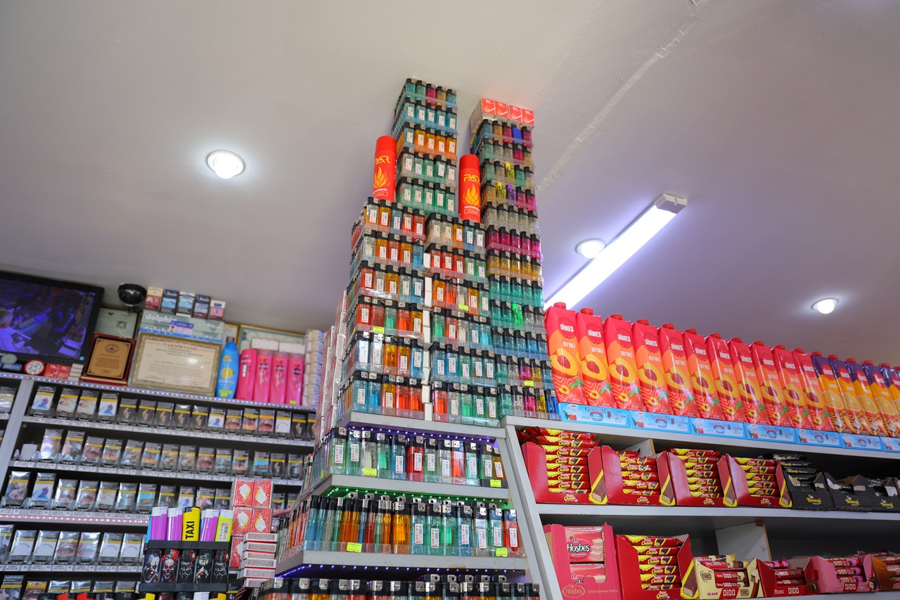 Kahramanmaraş'ta Ramazan Amca’nın Marketi 39 Yıldır Göz Kamaştırıyor (4)