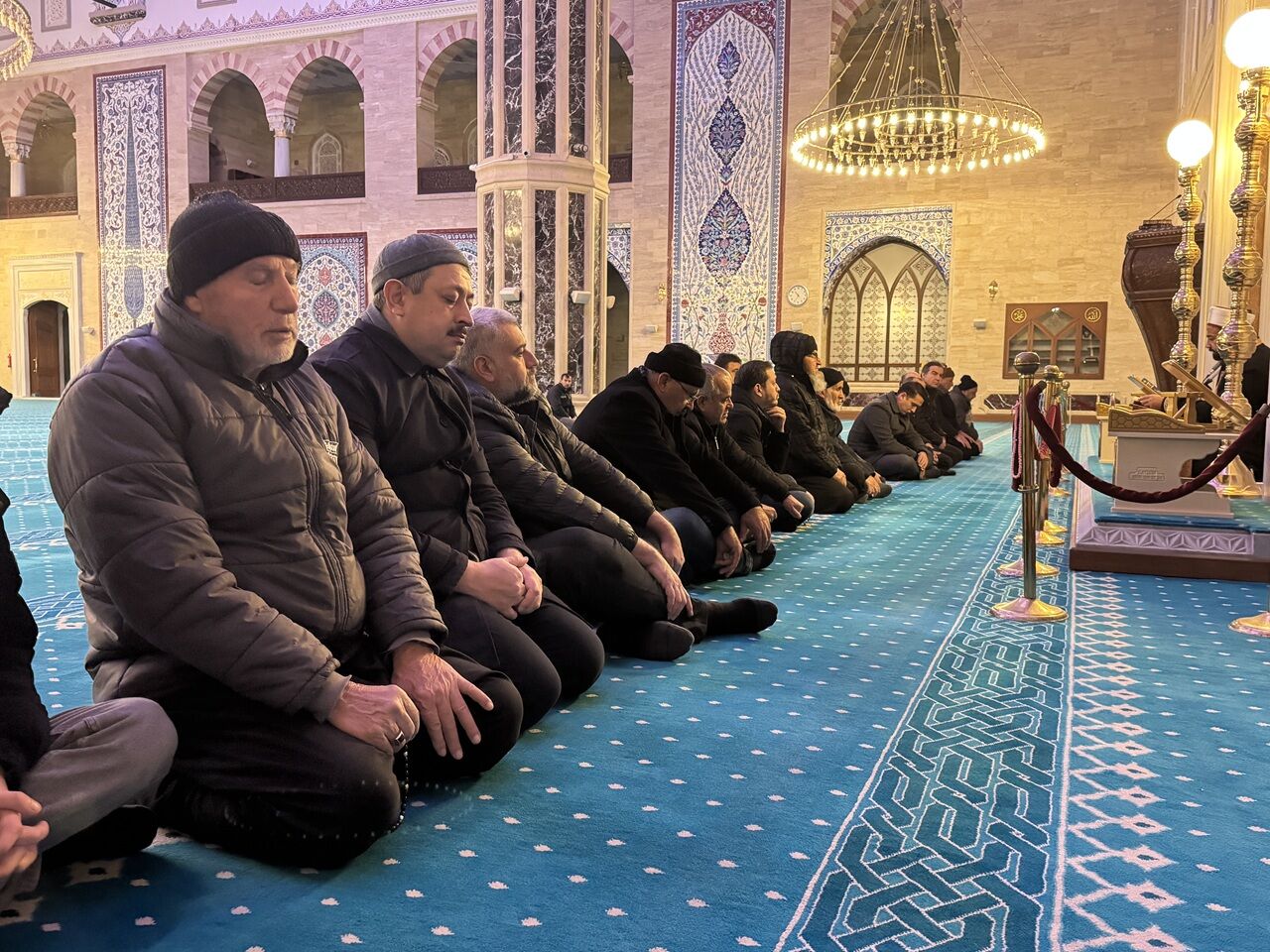 Kahramanmaraş’ta Sabah Namazında Dualar Mazlumlar İçin Yükseldi (1)