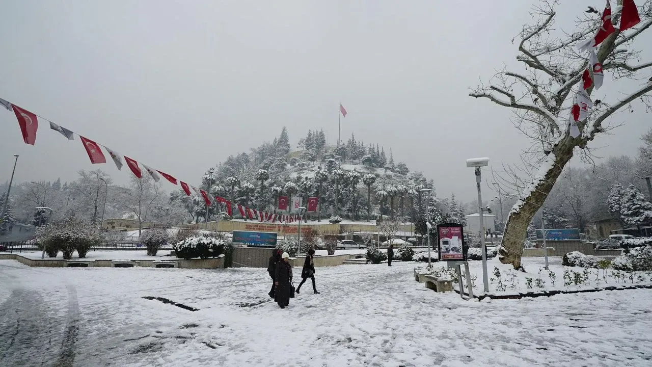 Kahramanmaraş’ta Soğuk Hava Alarmı: Kar ve Don Geliyor