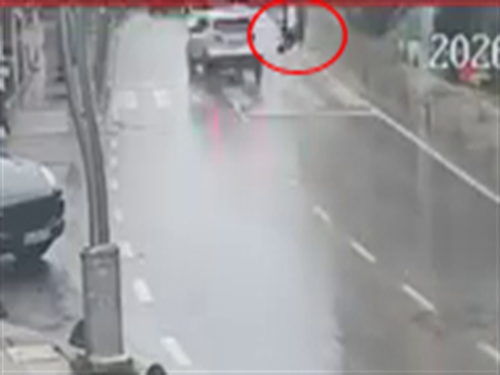 Yaya Geçidinde Otomobilin Çarptığı Songül Baş 13 Gün Sonra Yaşamını Yitirdi2