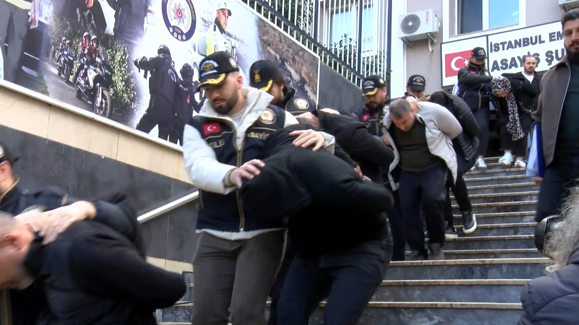 30 Milyon Dolarlık Otopark Vurgunu! 9 Tutuklama (3)