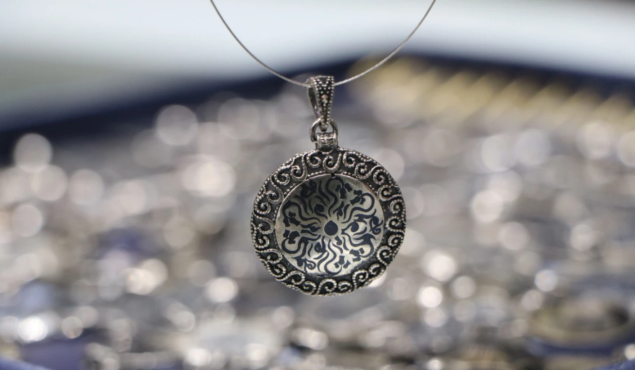 44 Yıllık Usta Savat Sanatını Gençlere Öğretiyor (5)