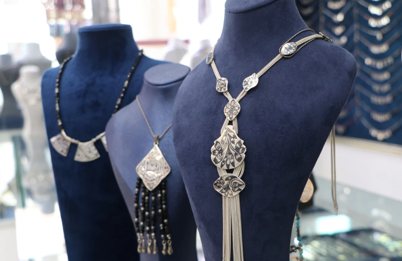 44 Yıllık Usta Savat Sanatını Gençlere Öğretiyor (8)