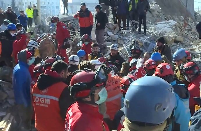 51 Kişinin Öldüğü Binanın Müteahhidi Beraat Etti1