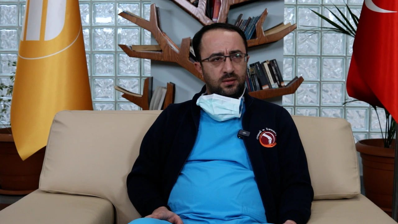 6 Şubat’ta Ameliyat Sırasında Ikinci Depreme Yakalandılar, Sedyeyi Bırakmadılar (4)