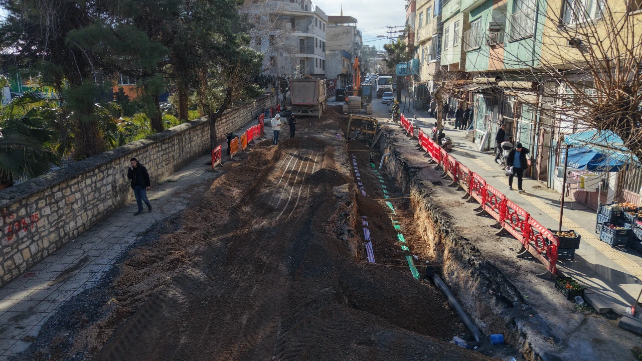 Başkan Fırat Görgel Altyapı Yapılan Yerlerde 50 Yıl Sorun Yaşanmayacak (8)