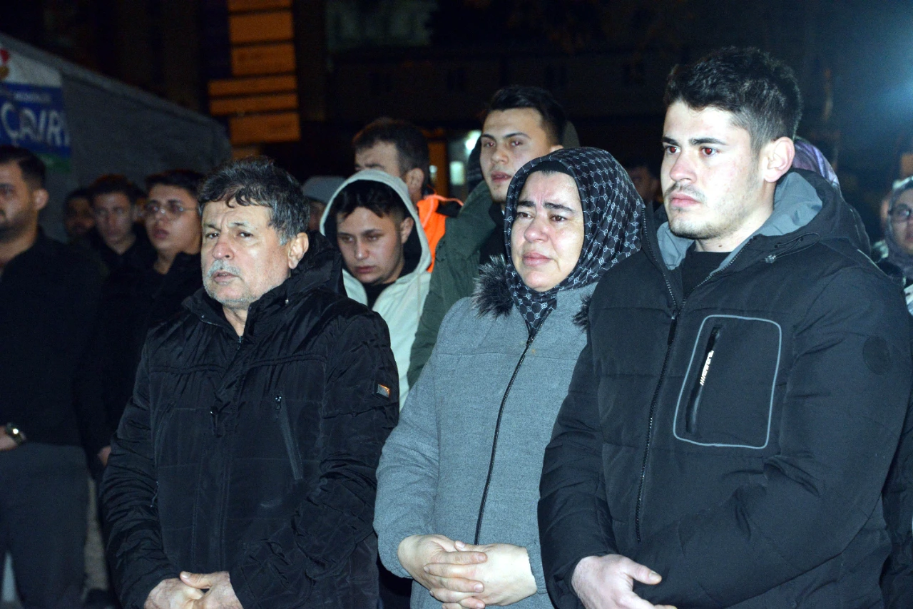 Ebrar Siteleri'nde 6 Şubat Anmasında Duygusal Anlar (12)