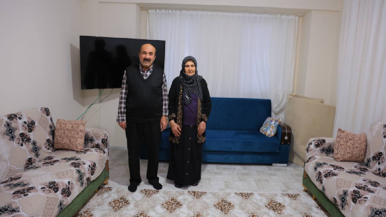 Erdoğan'ın Açıkladığı Ödeme Kolaylığı, Köy Evlerine Taşınan Depremzedeleri De Sevindirdi