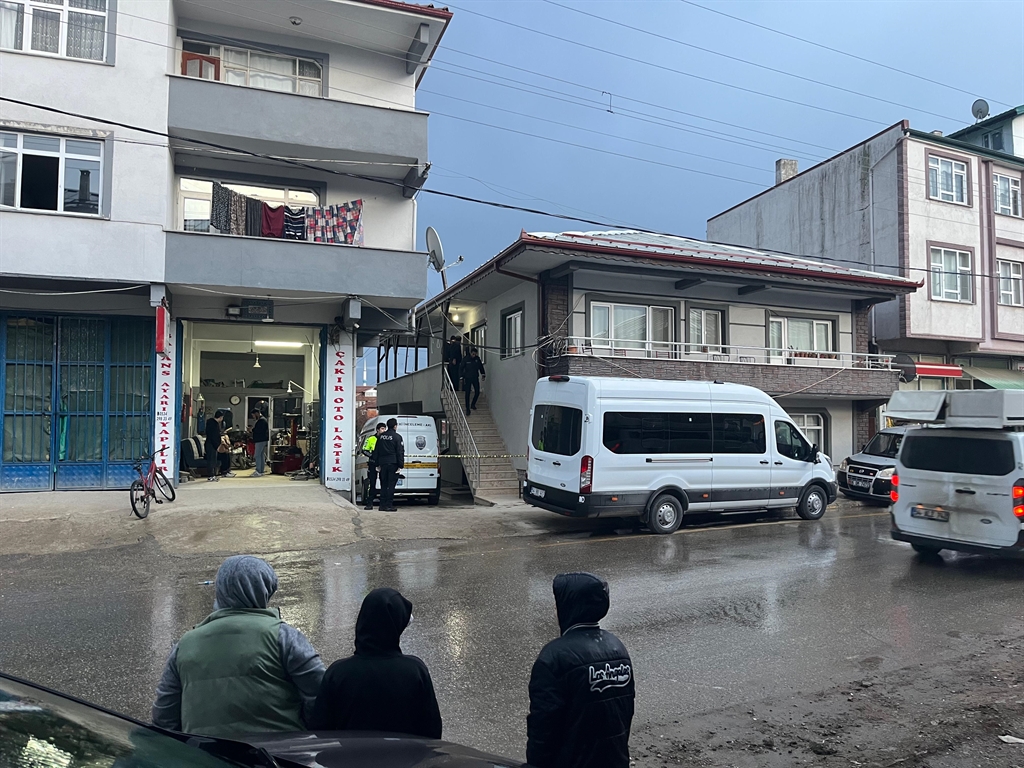 Eşini Ve Emlakçıyı Hayattan Kopardı, Görüntüler Yayınlandı3
