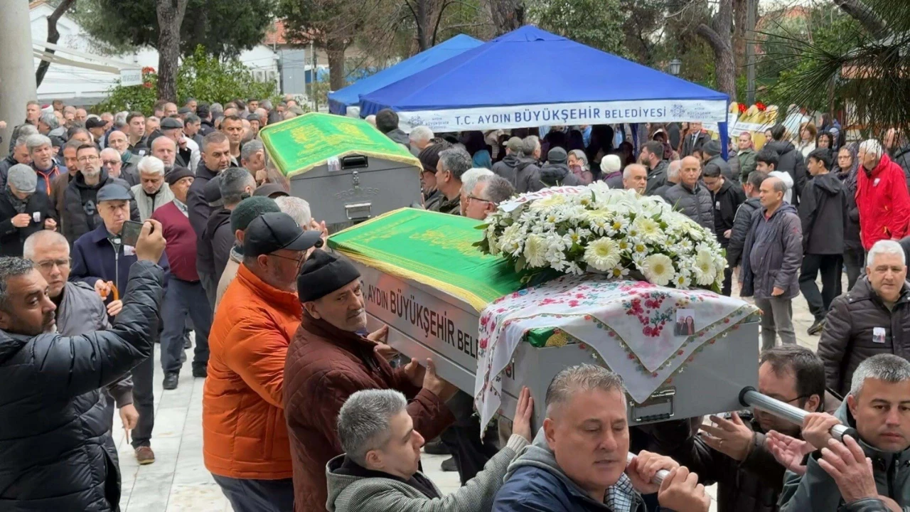Evlerinde Bıçaklanarak Öldürülen Yaşlı Çift Son Yolculuğuna Uğurlandı (6)