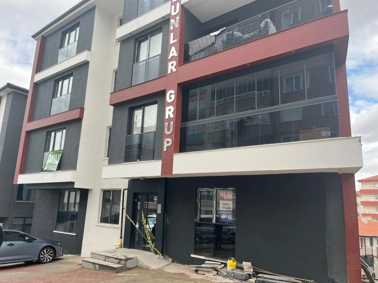 İstinat Duvarı Çöktü, 4 Apartman Boşaltıldı (3)