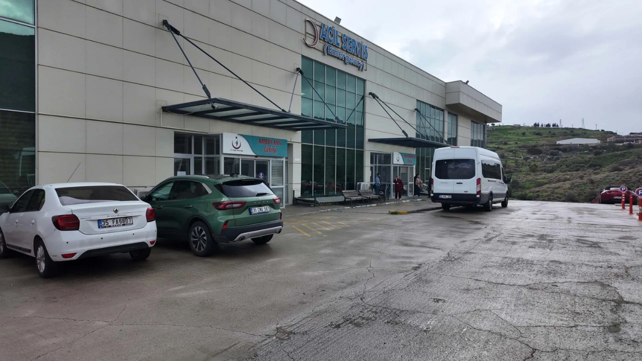 İzmir’de Göçmen Botu Battı 3 Ölü, 4 Kayıp (6)