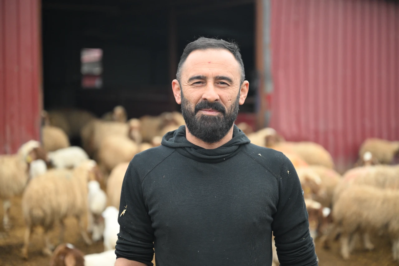 Kahramanmaraş Depreminde Tüm Hayvanlarını Kaybetti, Şimdi Üretimini Ikiye Katladı (20)