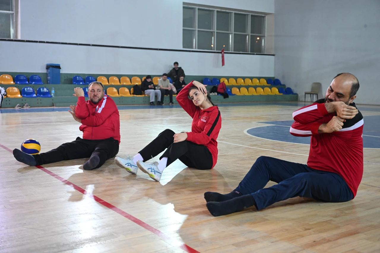 Kahramanmaraş Depreminde Yürüyemez Denmişti, Şimdi Milli Takımda (2)