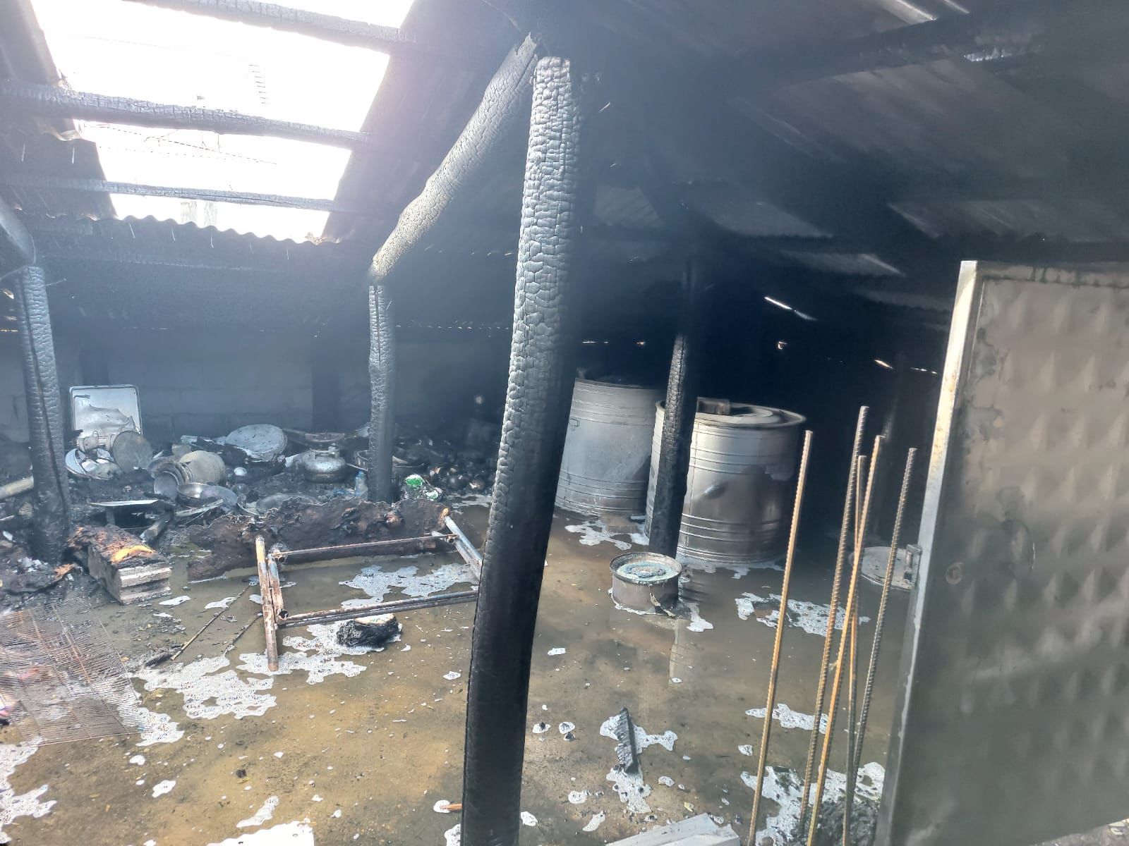 Kahramanmaraş Göksun’da Çatı Yangını Paniğe Yol Açtı, Itfaiye Felaketi Önledi4