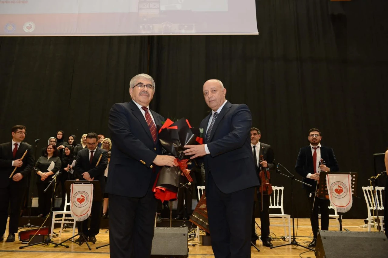 Kahramanmaraş Musîki Derneği’nden “İstanbul Şarkıları” Konseri (7)