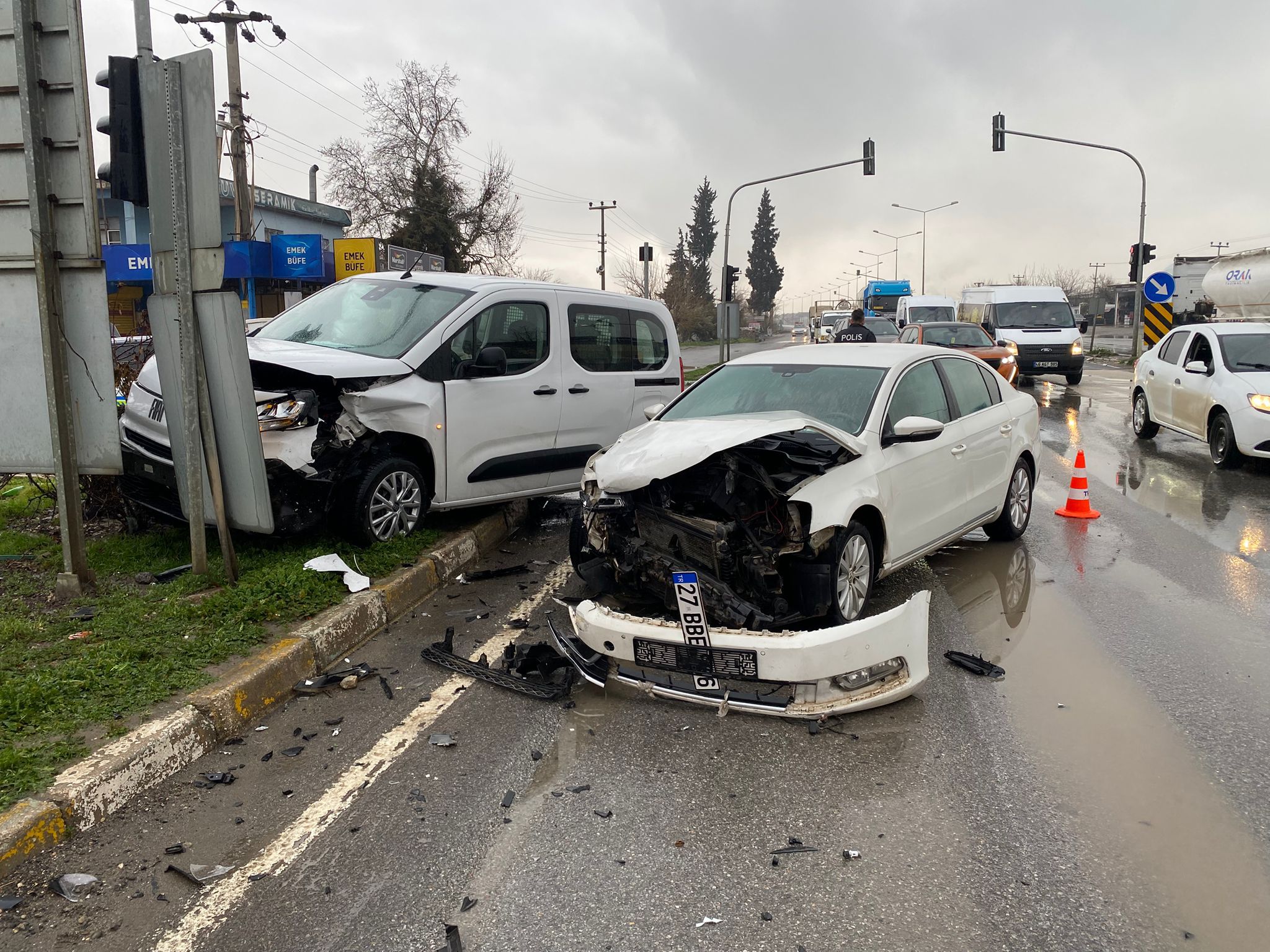 Kahramanmaraş Türkoğlu’nda Trafik Kazası 5 Yaralı (1)
