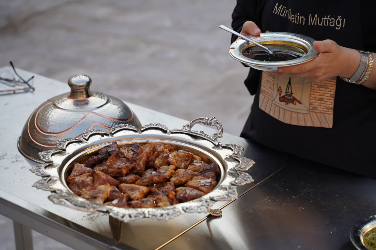 Kahramanmaraş’ın Geleneksel Tatlısı Çullama (5)