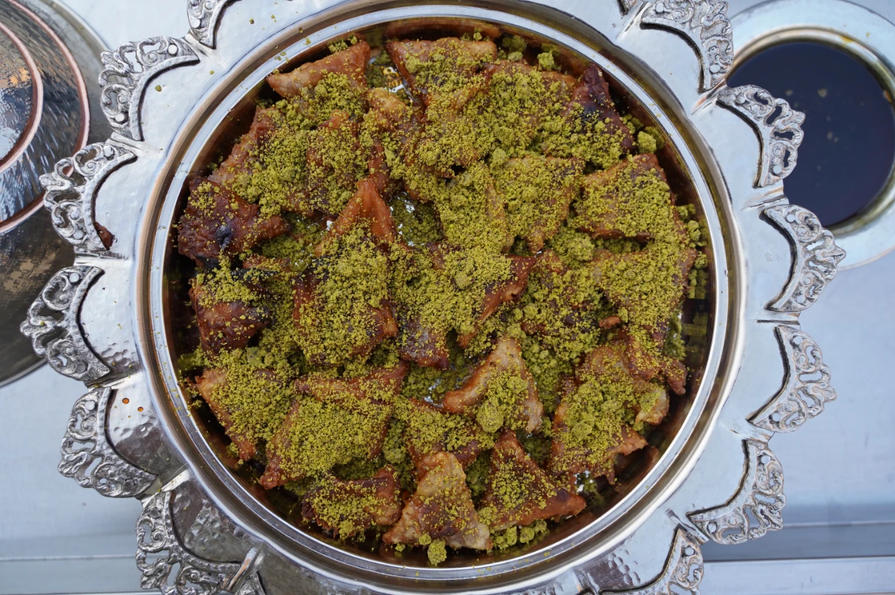 Kahramanmaraş’ın Geleneksel Tatlısı Çullama (8)