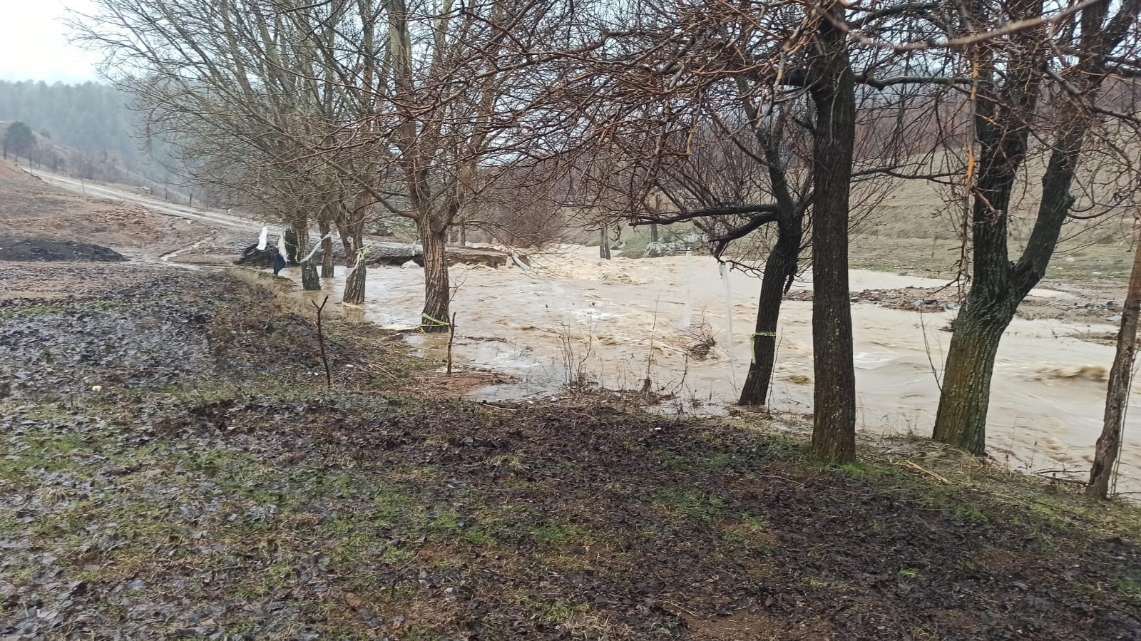 Kahramanmaraş’ta Belediye’nin Yolu İlk Yağmurda Sular Altında Kaldı (3)
