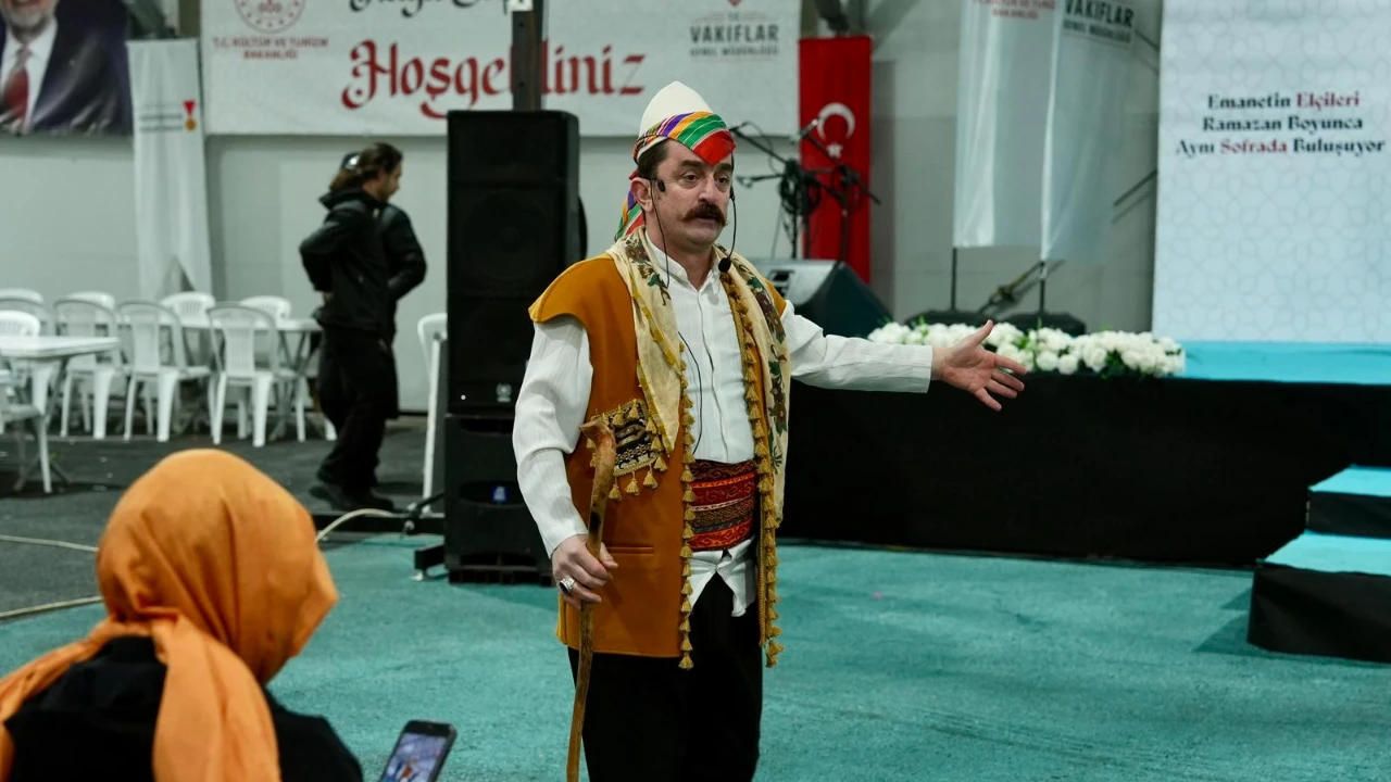 Kahramanmaraş’ta Iftar Sofrası 2 Bin Kişiyi Bir Araya Getirdi (4)