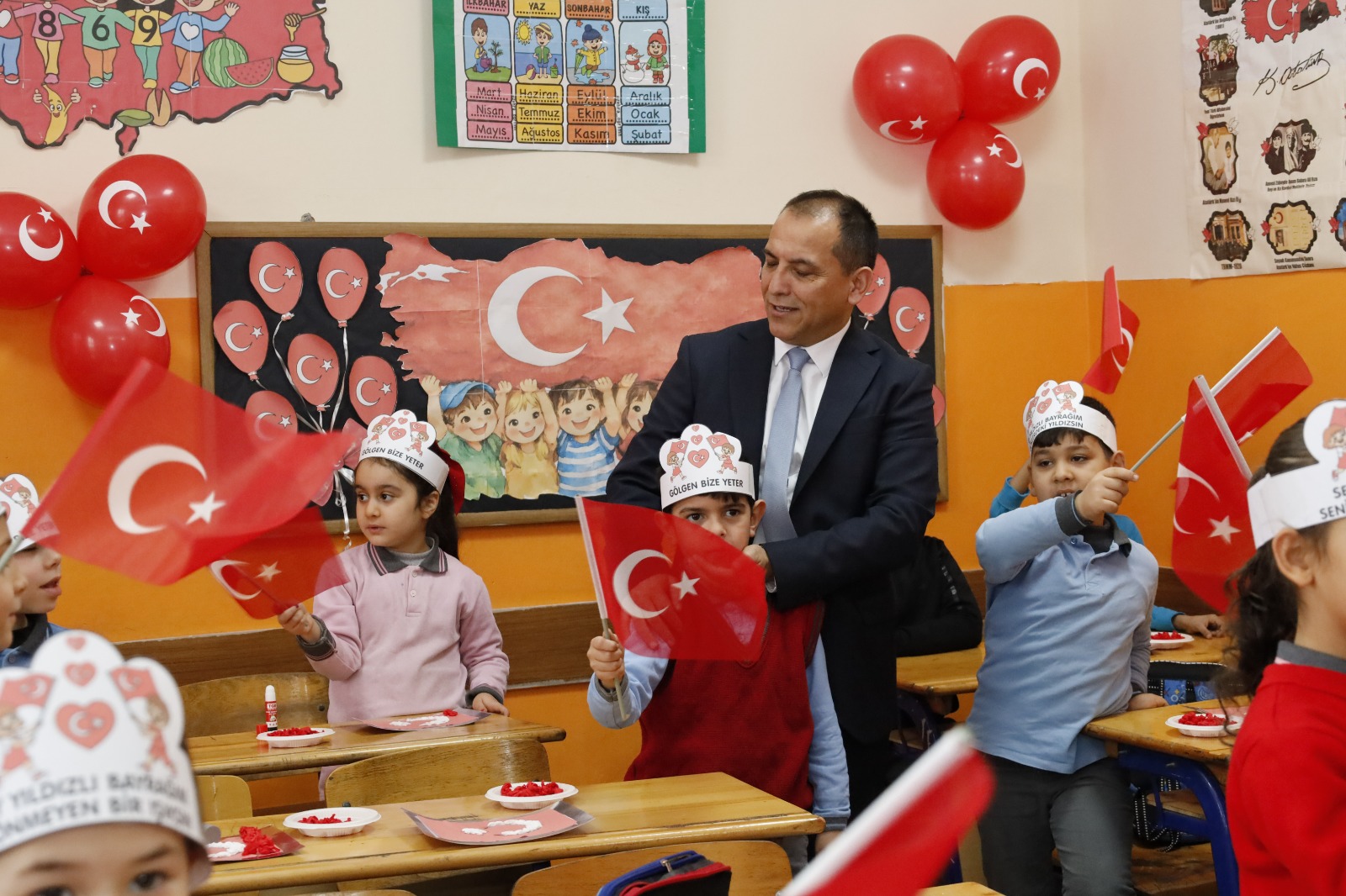 Kahramanmaraş’ta Okullar Kırmızı Beyaza Büründü (4)