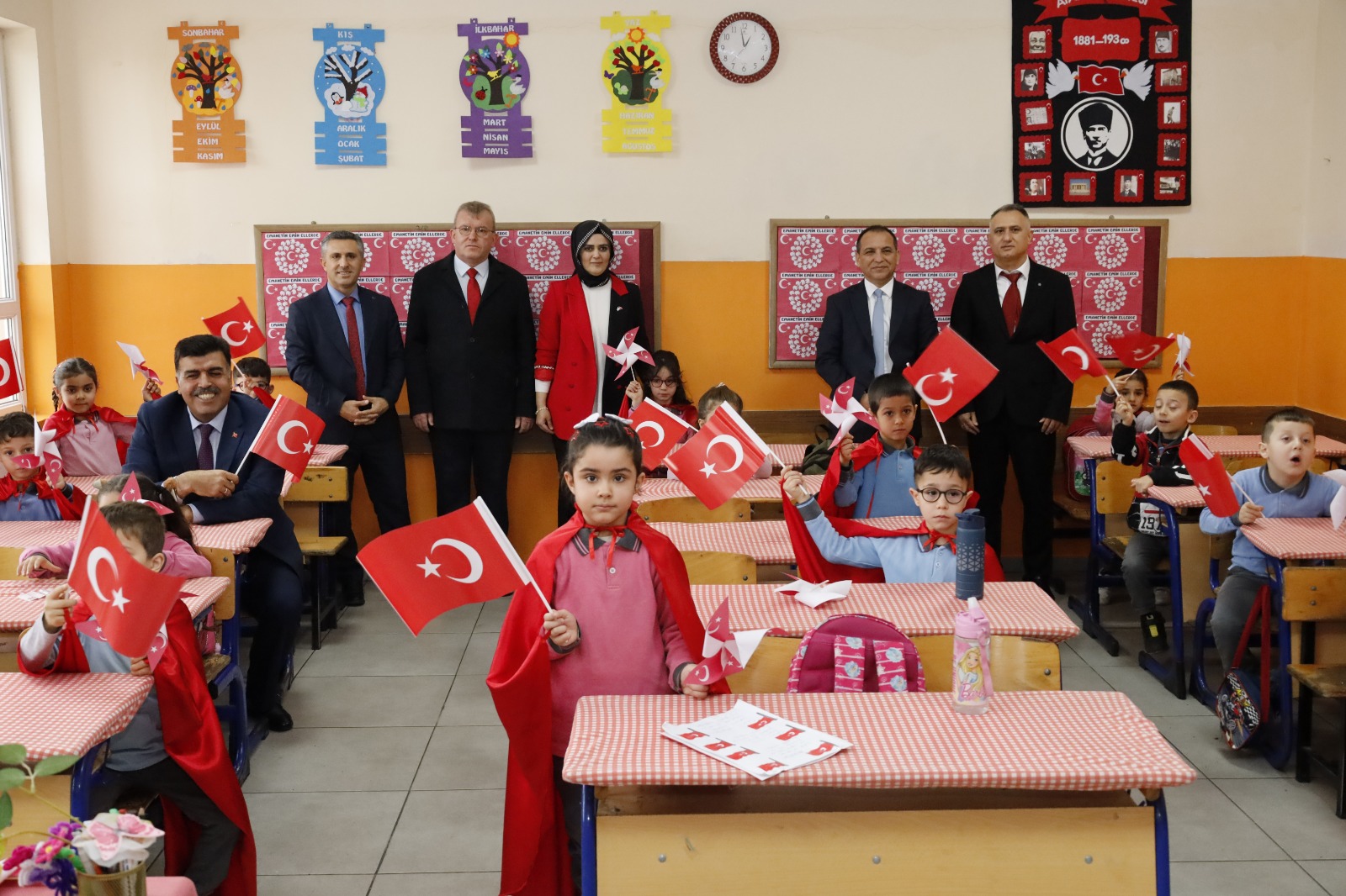 Kahramanmaraş’ta Okullar Kırmızı Beyaza Büründü (5)