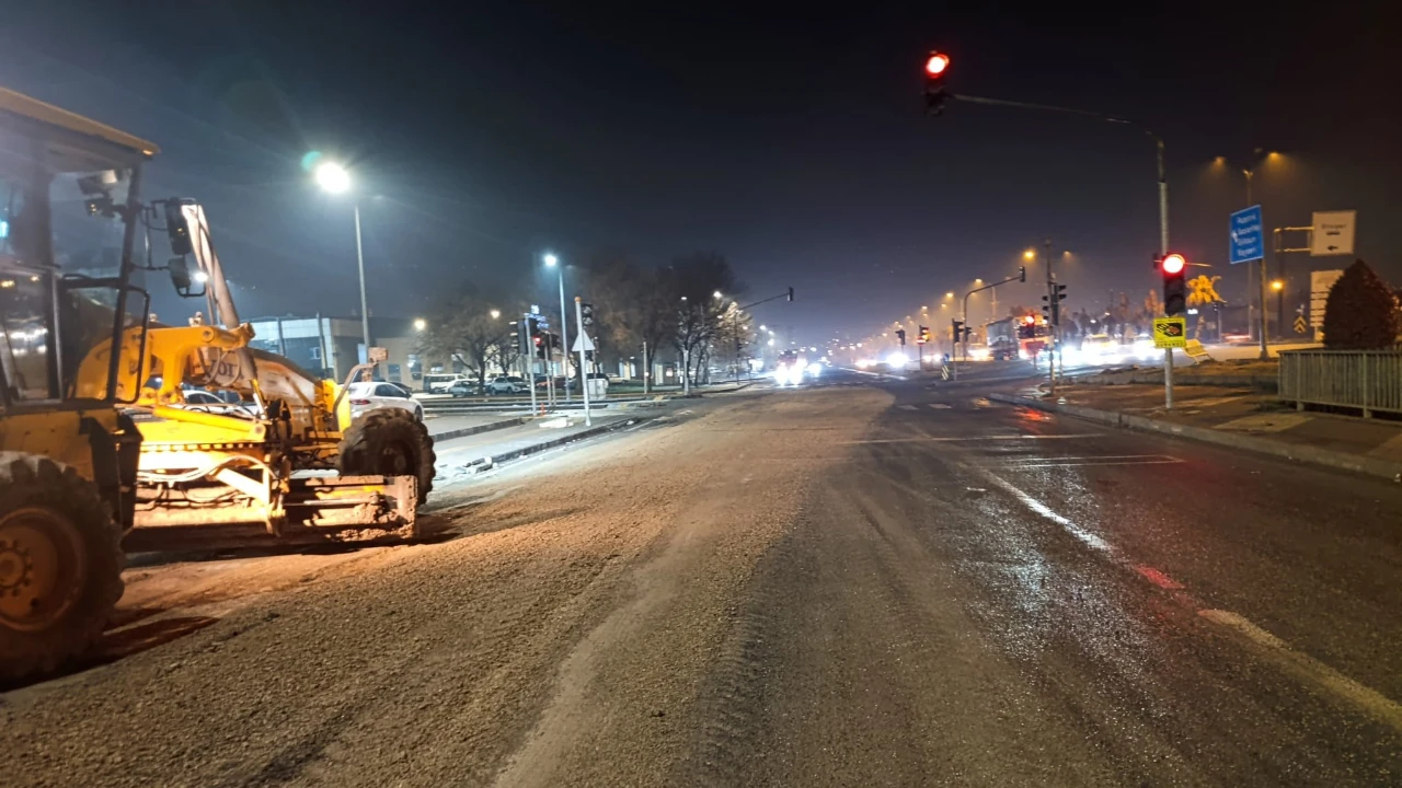 Kahramanmaraş’ta Yağış Sonrası Bozulan Yollar Onarılıyor (7)