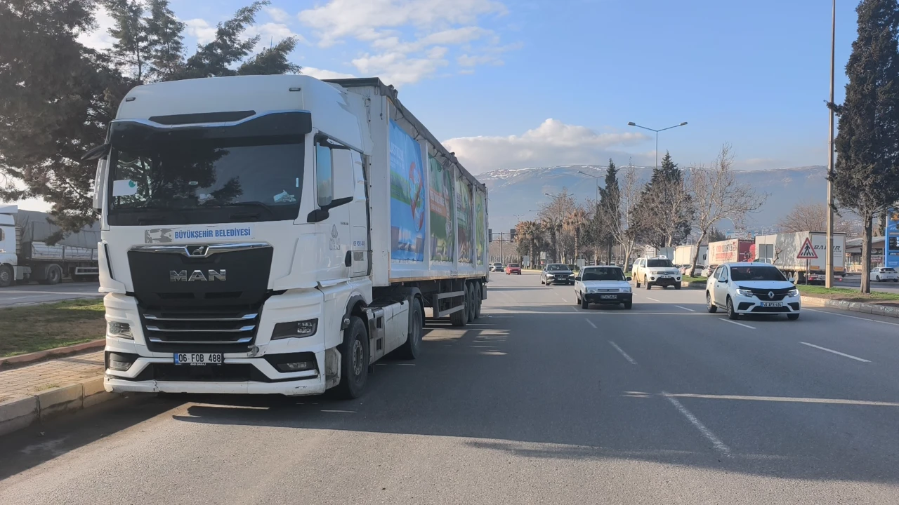 Kahramanmaraş’ta Yaya Tırın Altında Kaldı! Suriye Uyruklu Kişi Hayatını Kaybetti2