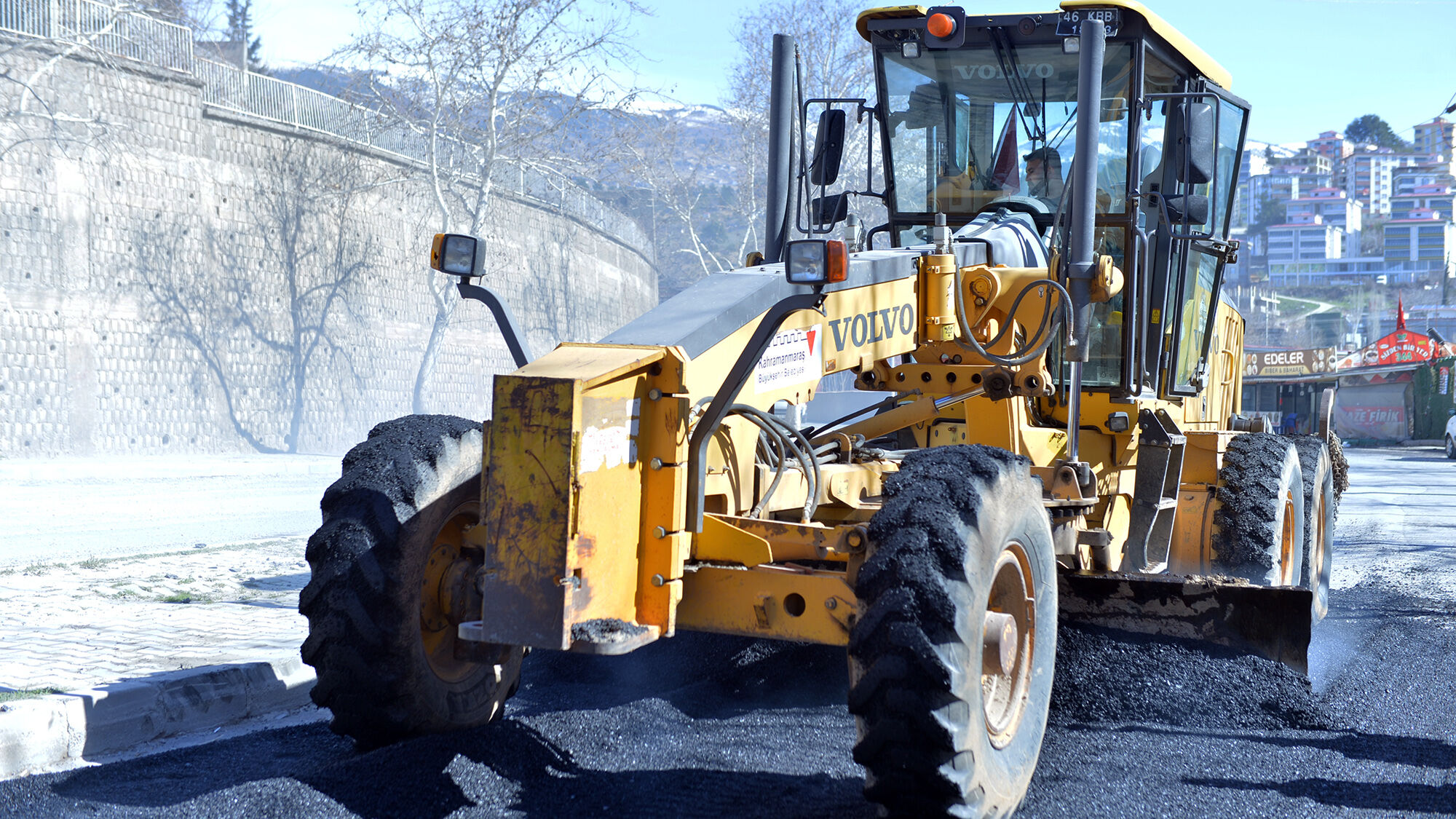 Kahramanmaraş’ta Yol Konforu İçin Tarihi Asfalt Operasyonu Başladı (2)
