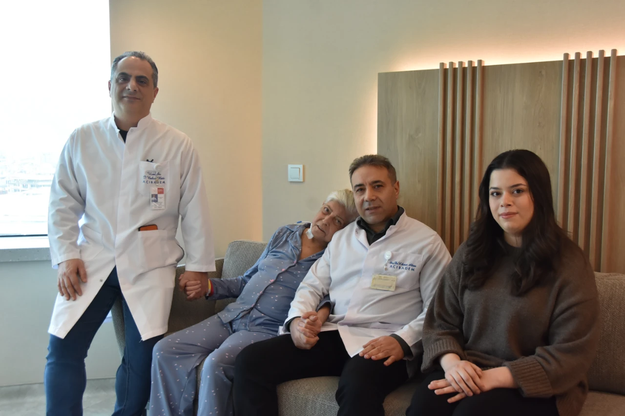 Kızının Karaciğeriyle Hayata Tutunacaktı, Son Anda Mucize Yaşandı (19)