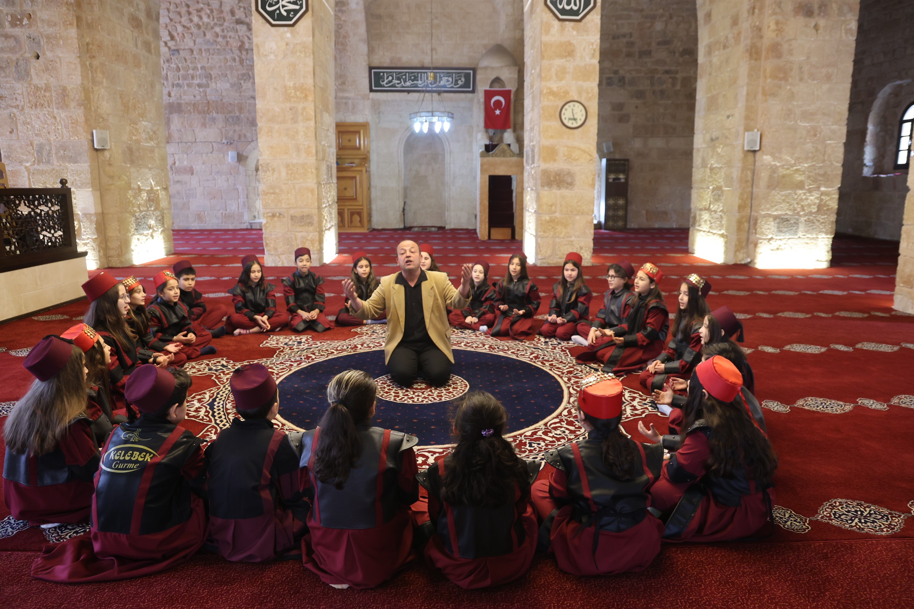 Kozan’da Ramazan Coşkusu Öğrencilerin İlahileriyle Başladı (3)