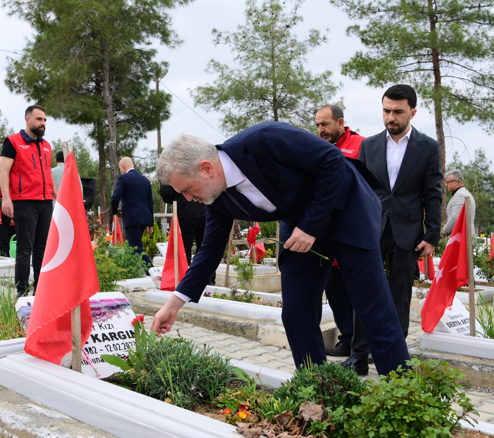 Mezarlık Ziyareti (2)-2