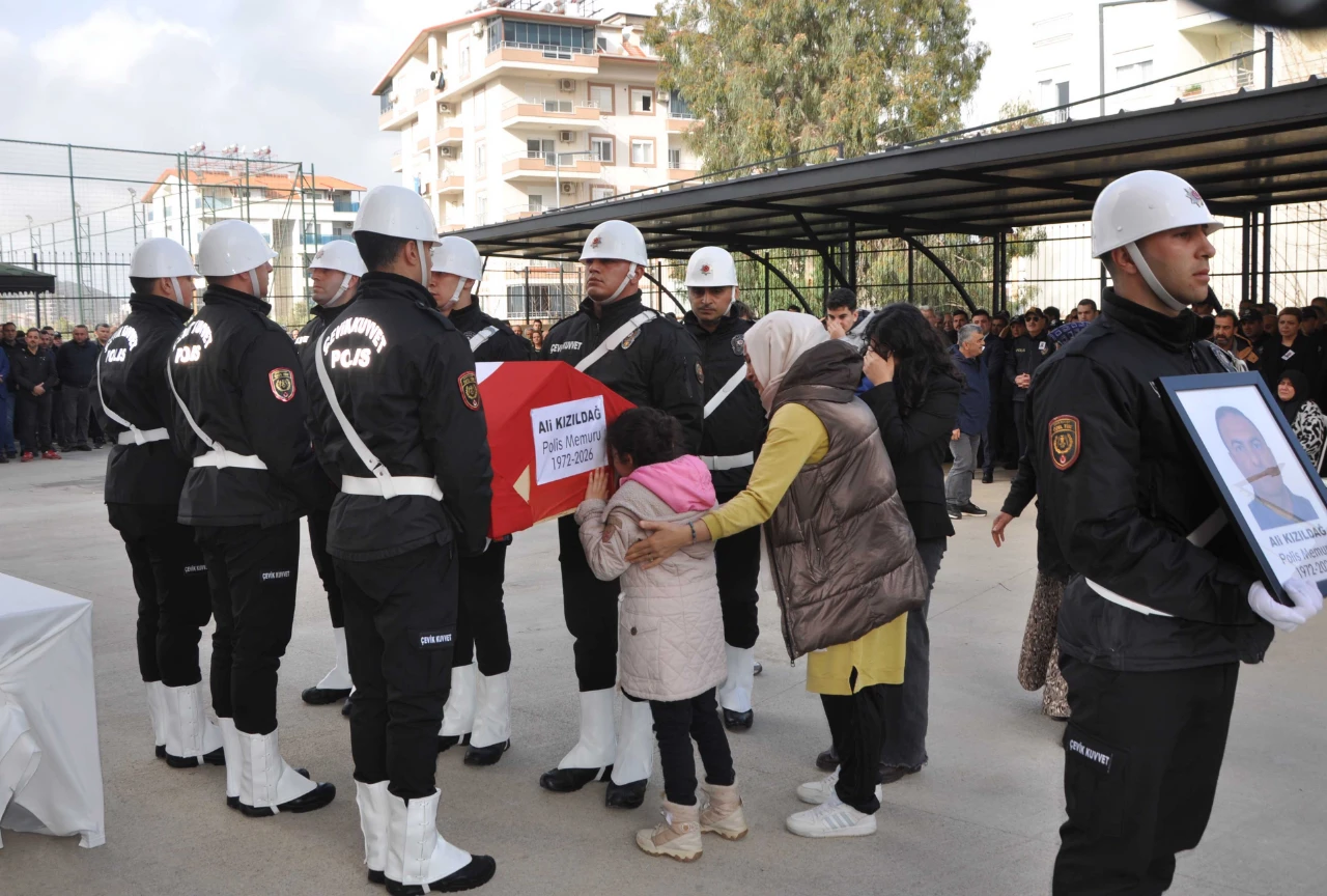 Polis Memuru Ali Kızıldağ’ın Küçük Kızının “Baba” Feryadı Yürek Burktu (1)