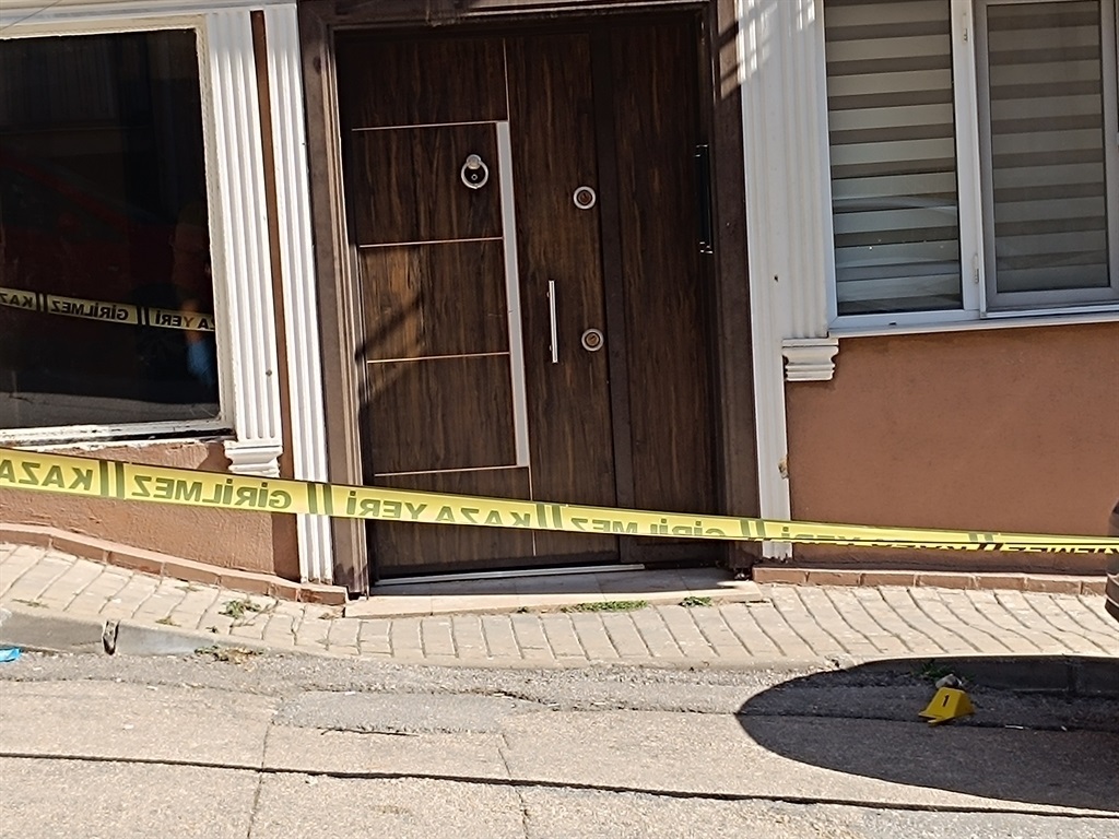 S A V C I D I S H E K I M I E S I N I C O C U K L A R I N I N Y A N 1158945 344120