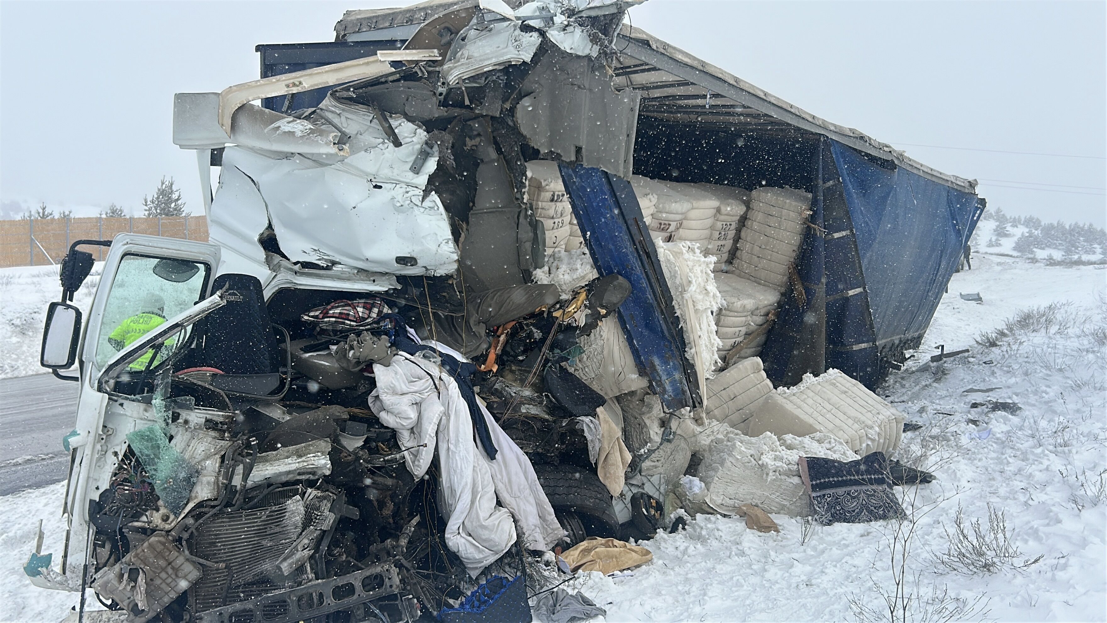 S I V A S T A 2 T I R C A R P I S T I 1 O L U 2 Y A R A L I 1187015 352674