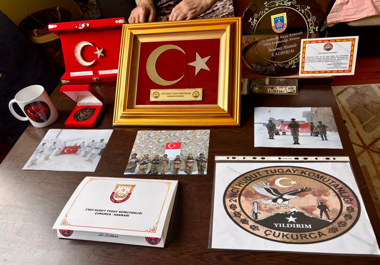 Trabzonlu 85 Yaşındaki Anne 6 Yıldır Mehmetçik Için Ilmek Atıyor (7)