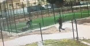 17 Yaşındaki Çocuk, Akranını Pompalı Tüfekle Vurdu; Olay Kamerada