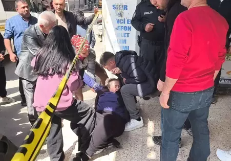 Kasklı şüpheli, telefon tamircisini öld*rdü