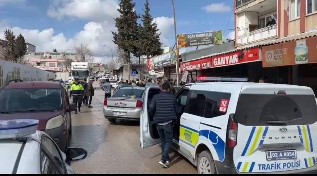 Adıyaman Besni’de zincirleme kaza 6 kişi yaralandı