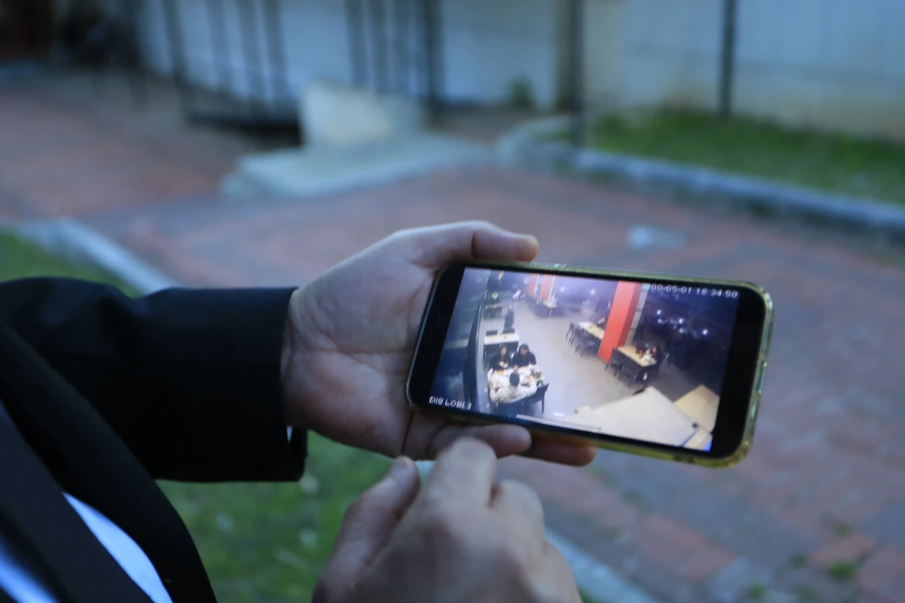 Antalya’da Akran Zorbalığı 15 Yaşındaki Gencin Burnu Kırıldı (3)-1