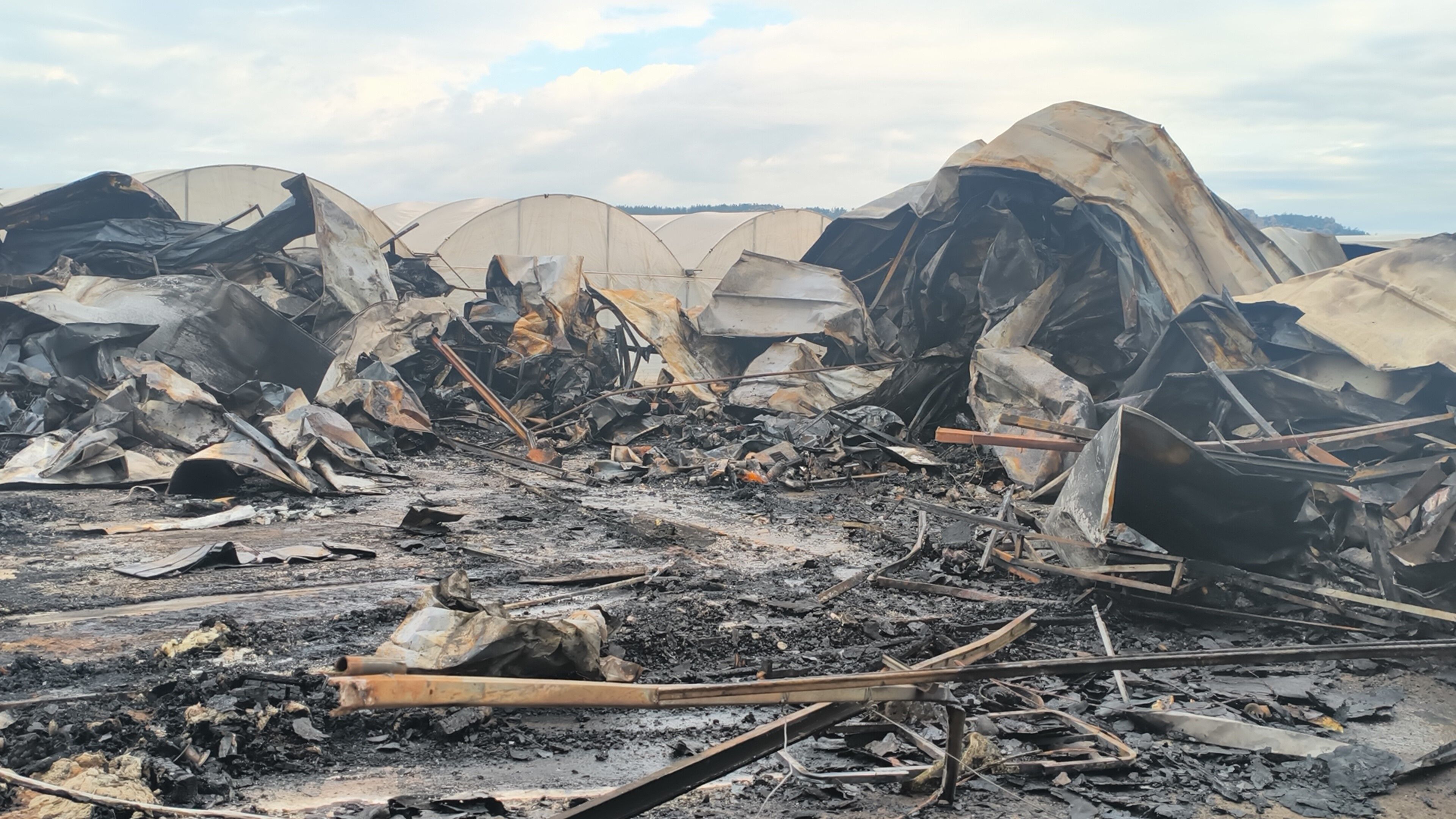 Antalya’da Yangın Faciası 5’I Çocuk 6 Kişi Hayatını Kaybetti (4)