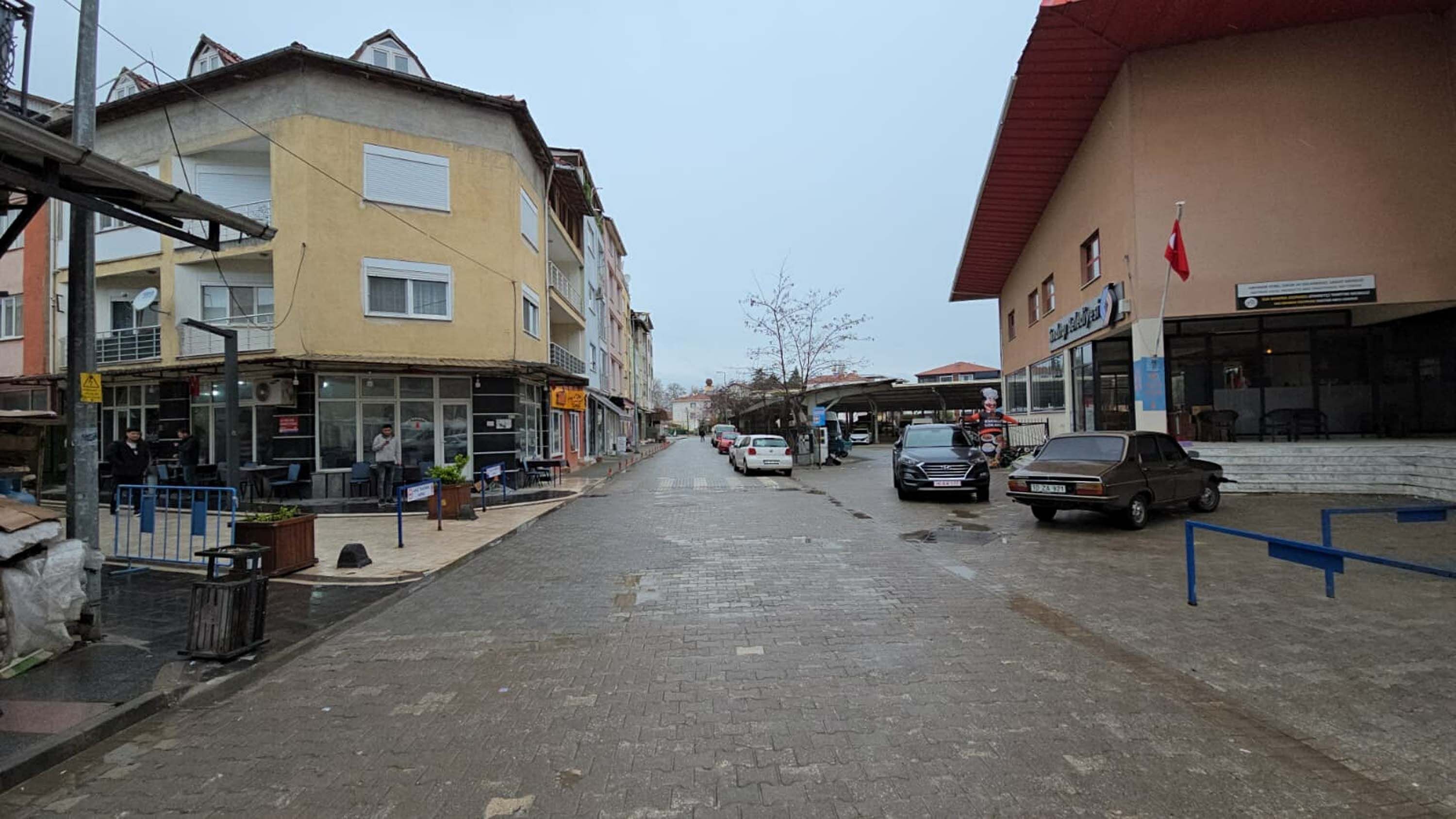 Balıkesir’de 4 Büyüklüğündeki Deprem (1)