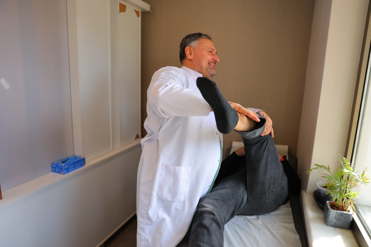 Bel Ağrısı Toplumun Yüzde 80'Ini Vuruyor! (2)