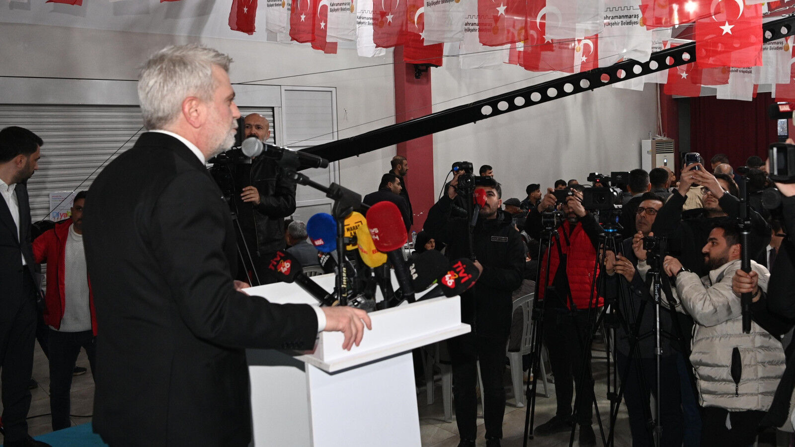 Bir Sofrada Buluşan Nurhaklılar Ramazan Coşkusunu Yaşadı (1)