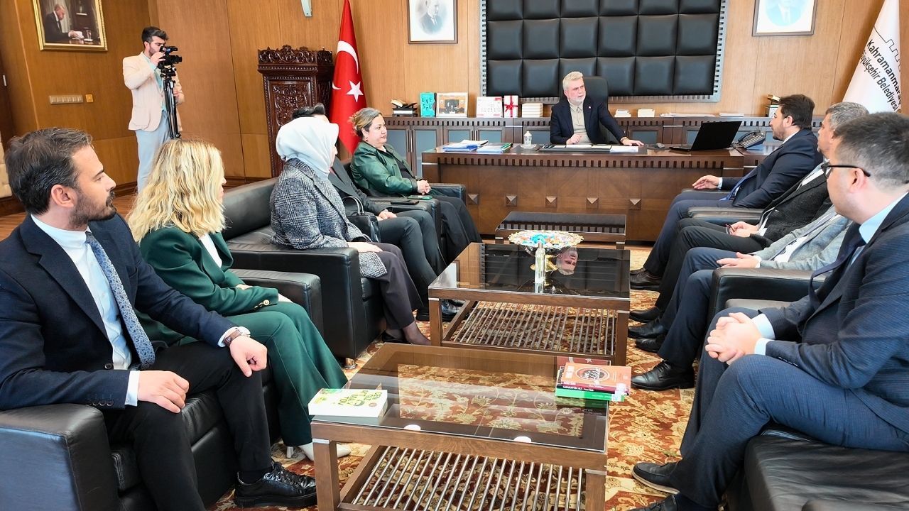 Bu Akşam Kahramanmaraş’ta Herkesin Elinde Kitap Olacak!