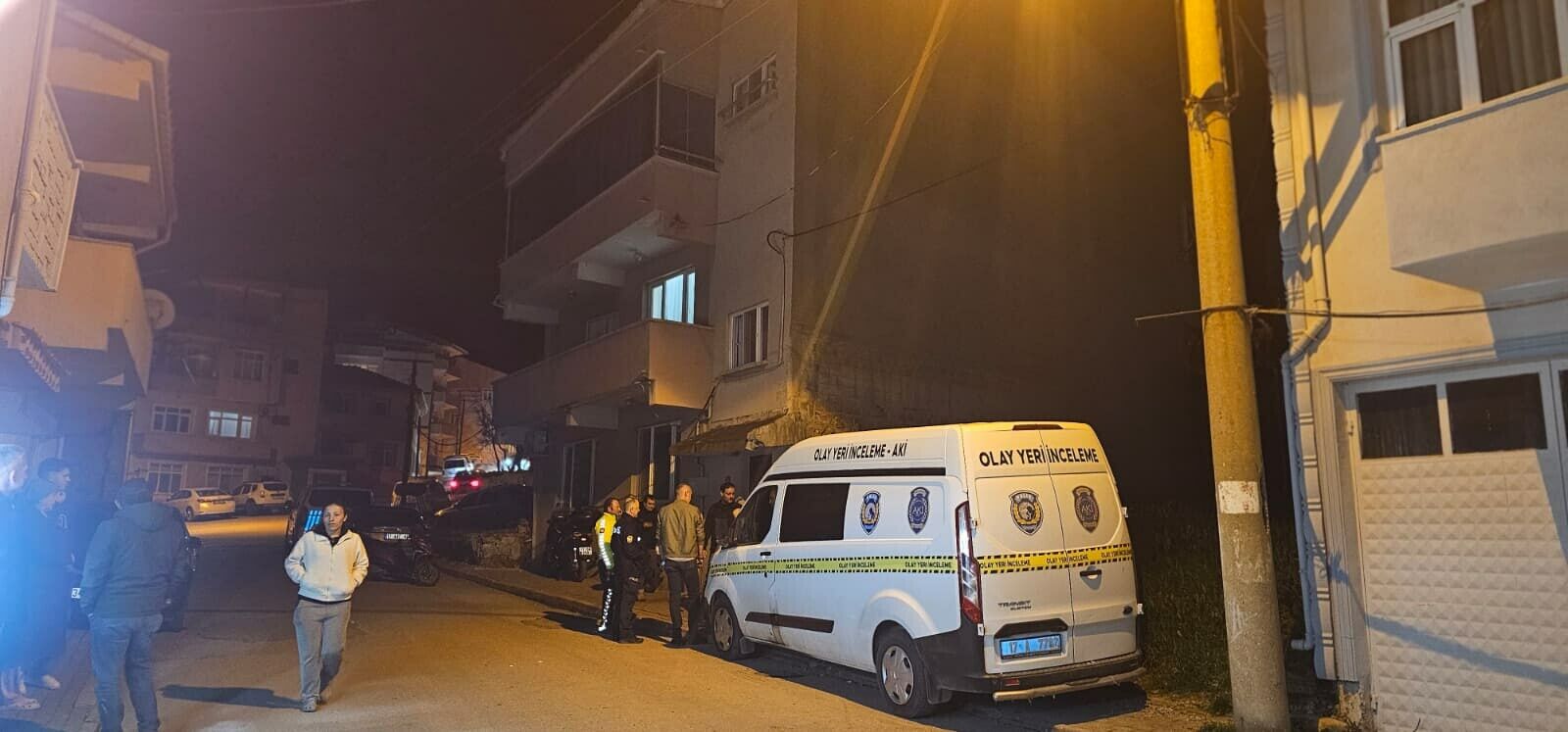 Çanakkale’de 300 Milyon Tl Iddiası Emlakçı Evinde Ölü Bulundu1